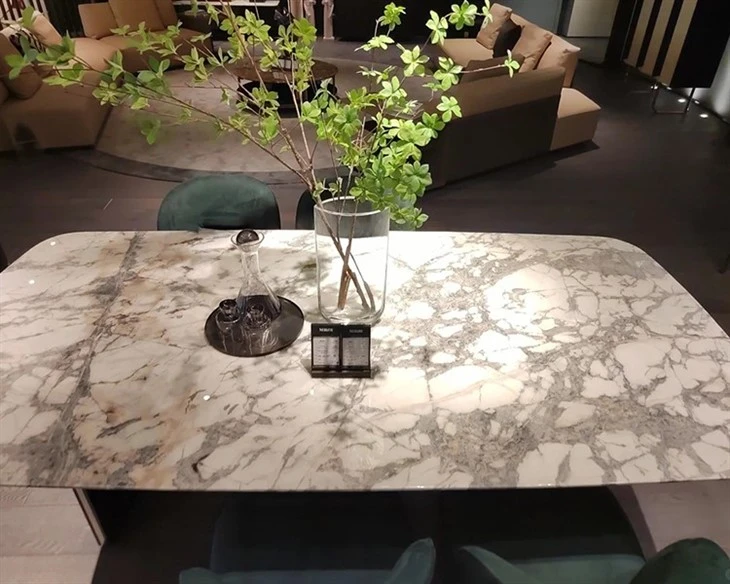 white marble table